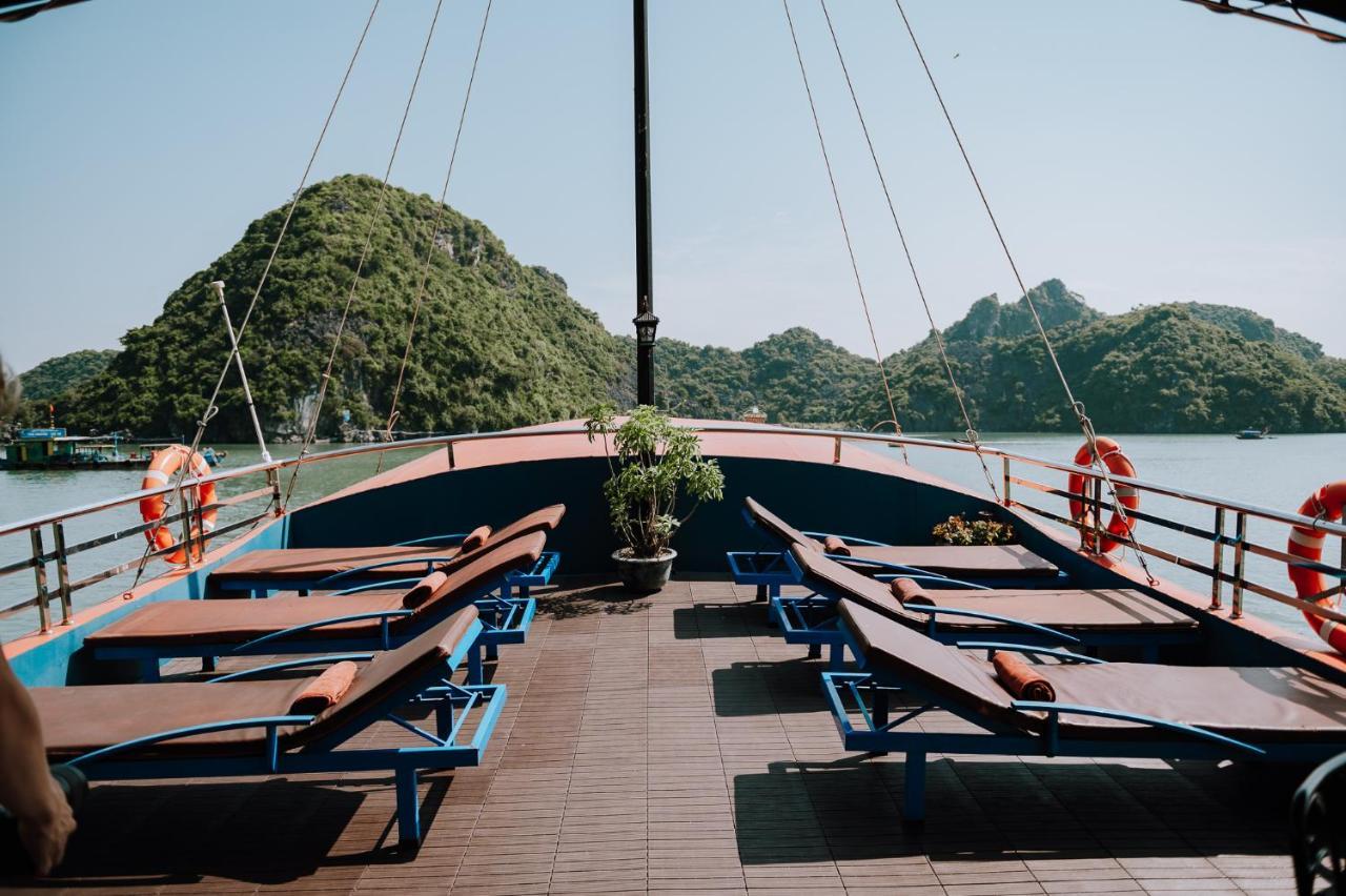 Cat Ba Bay Cruises Hotel Dong Khe Sau Exterior foto