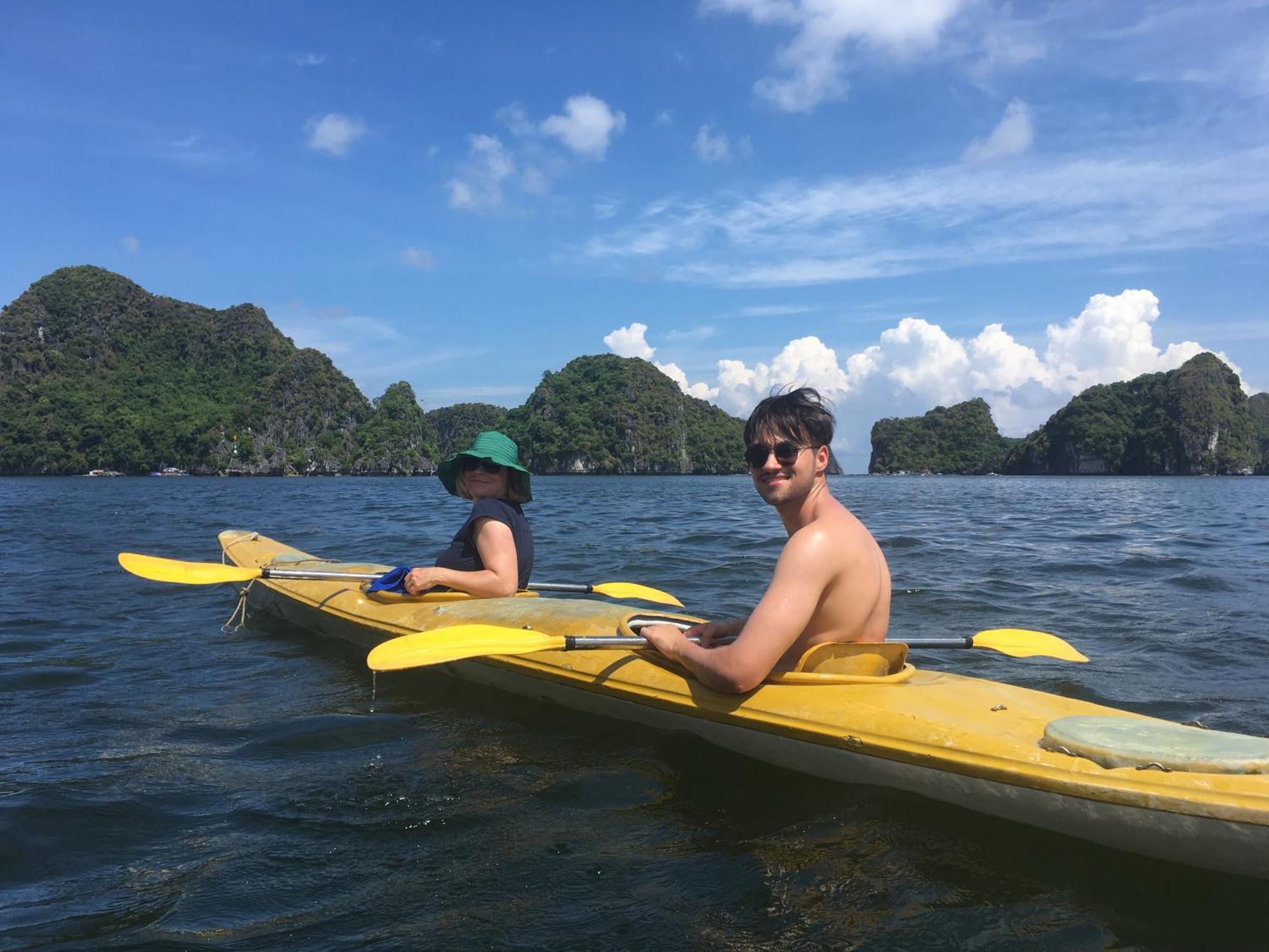 Cat Ba Bay Cruises Hotel Dong Khe Sau Exterior foto