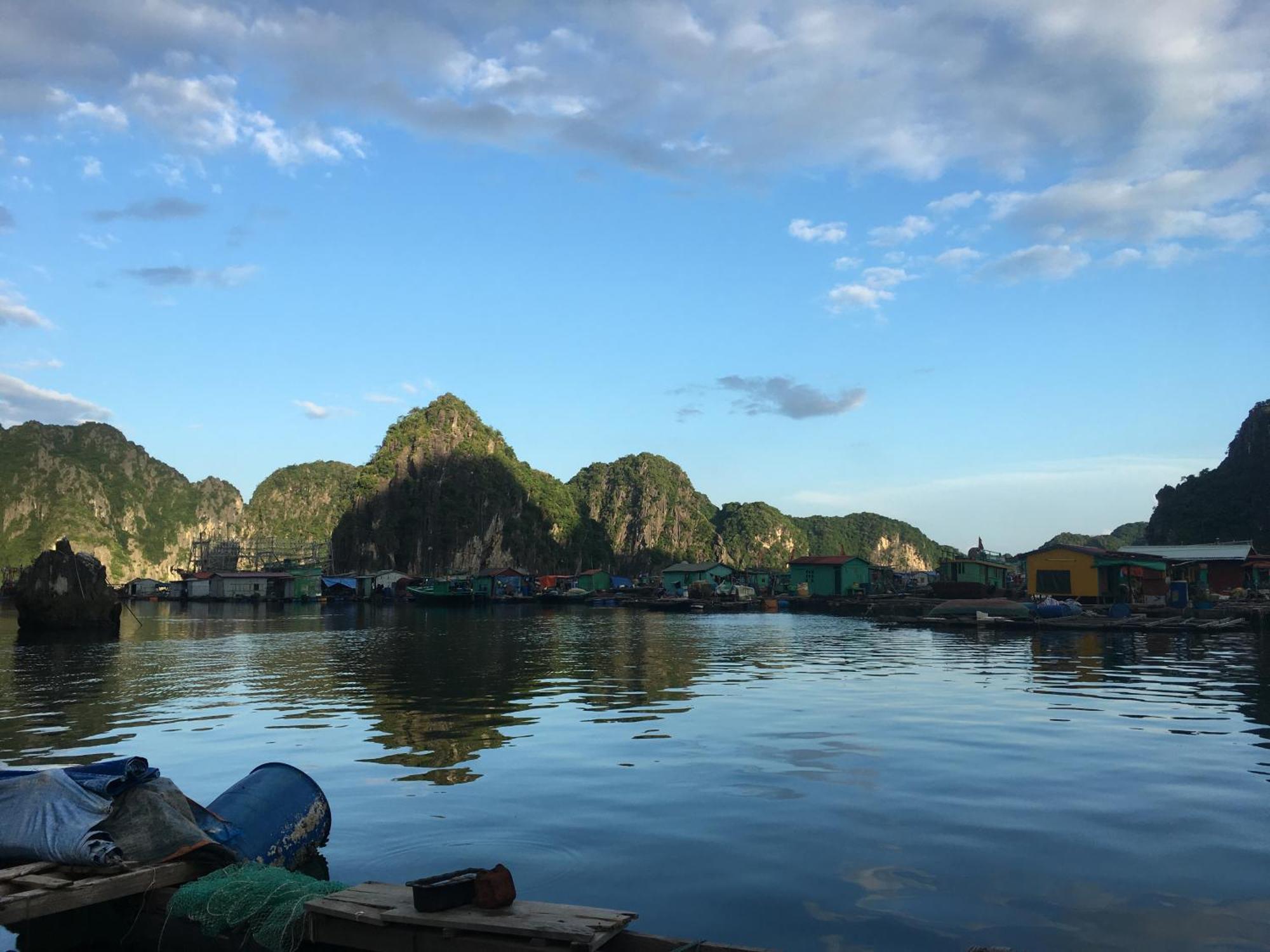 Cat Ba Bay Cruises Hotel Dong Khe Sau Exterior foto