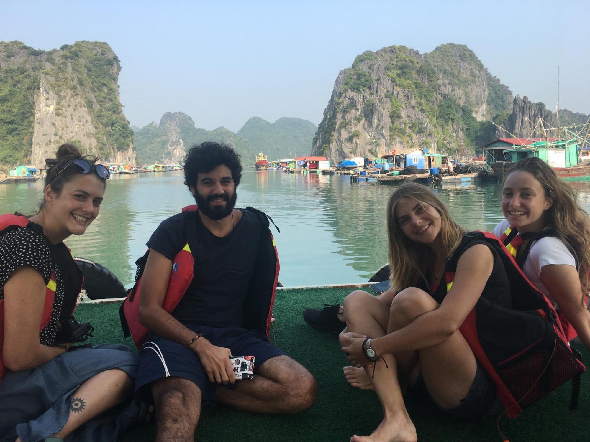 Cat Ba Bay Cruises Hotel Dong Khe Sau Exterior foto